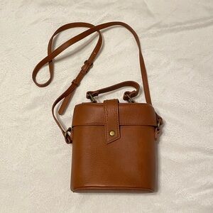 Universal Thread Brown Crossbody Bag